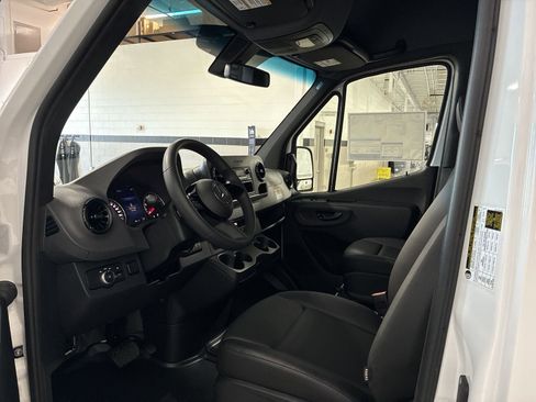 New 2025 Mercedes-Benz Sprinter 2500 image 7