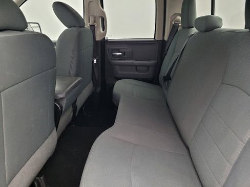 Used 2017 RAM 1500 Classic SLT image 18