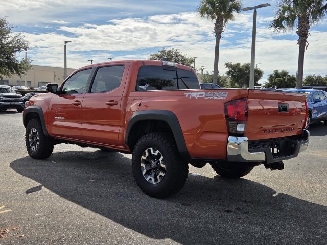 Used 2018 Toyota Tacoma TRD Off-Road AWD/4WD image 5