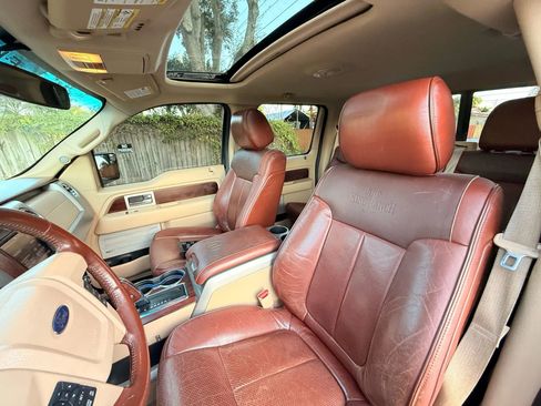 Used 2013 Ford F150 King Ranch w/ King Ranch Luxury Pkg image 9