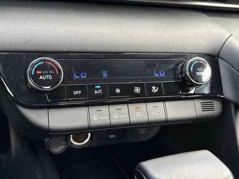 Certified 2025 Hyundai Elantra Sport FWD image 21