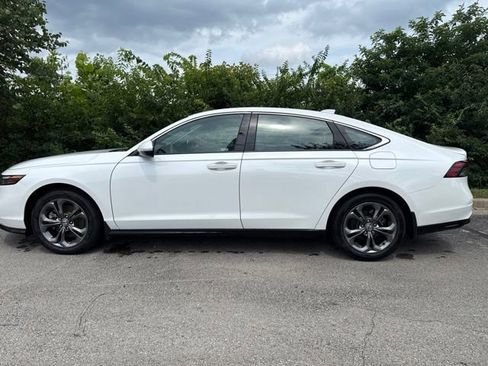 Used 2023 Honda Accord EX-L image 5