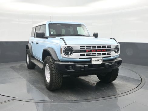 Certified 2025 Ford Bronco Heritage Edition image 8