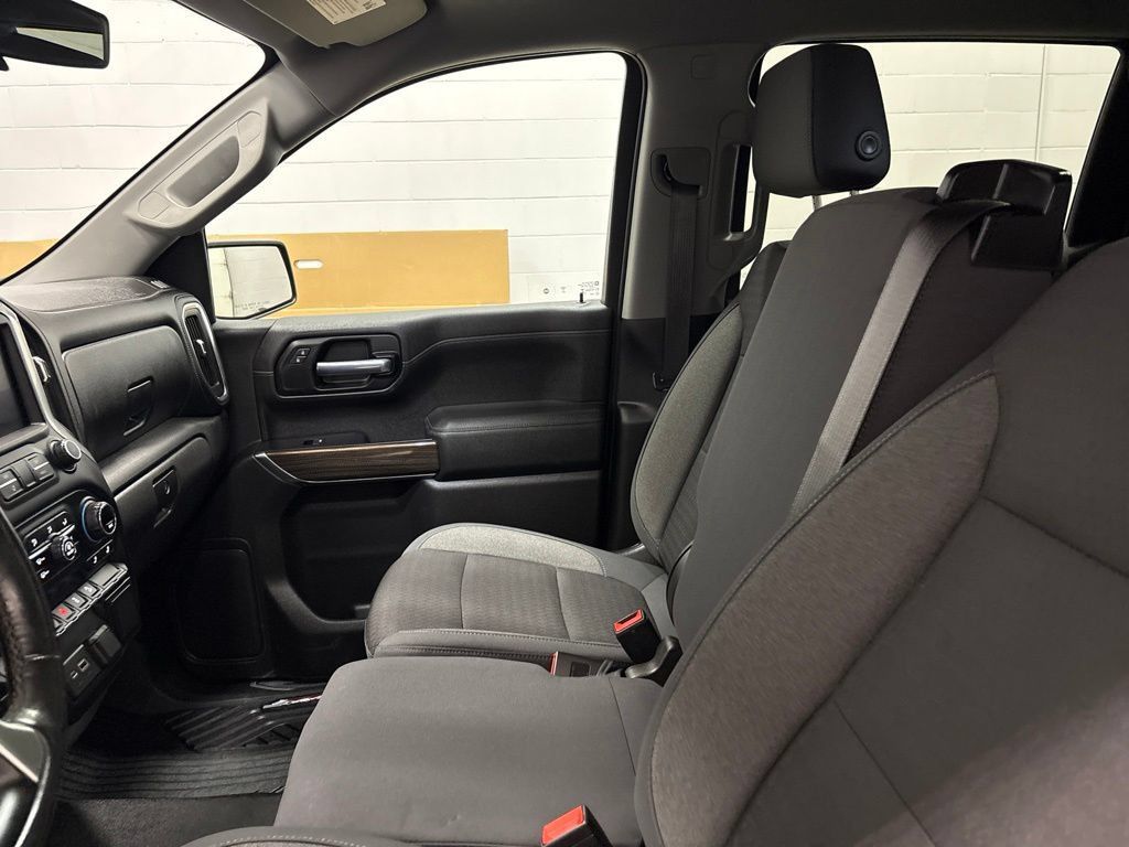 Used 2020 Chevrolet Silverado 1500 LT w/ All-Star Edition AWD/4WD image 20