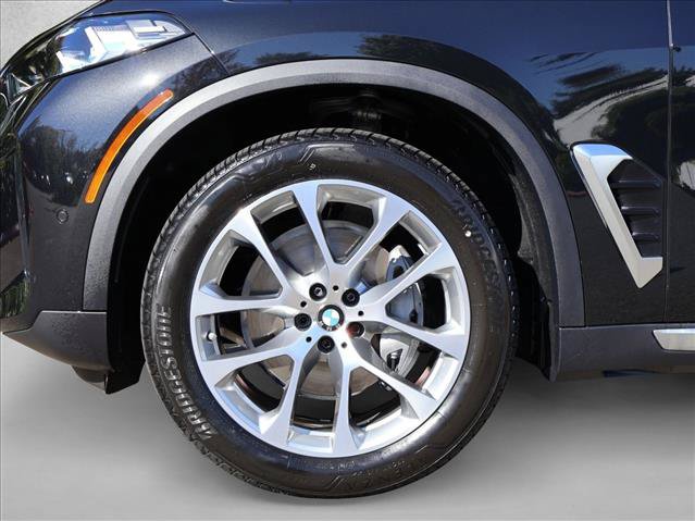 Used 2026 BMW X5 xDrive40i w/ Climate Comfort Package AWD/4WD image 10