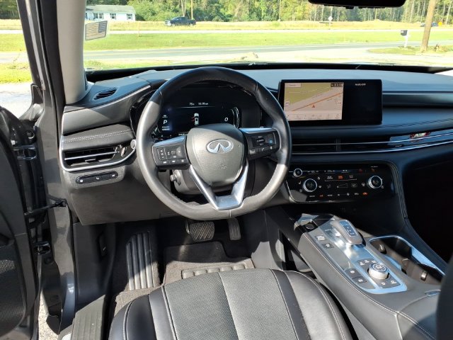 Used 2024 INFINITI QX60 Luxe w/ Vision Package FWD image 14