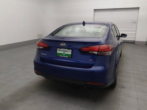 Used 2017 Kia Forte S w/ S Technology Package FWD image 7