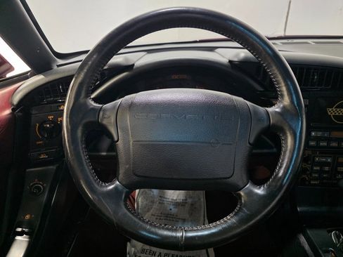 Used 1993 Chevrolet Corvette Coupe image 3