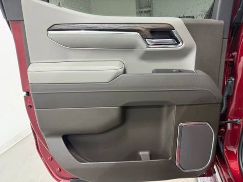 New 2026 GMC Sierra 1500 SLT w/ SLT Premium Package image 23