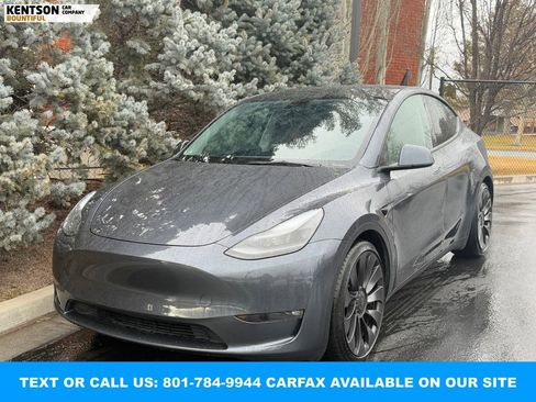 Used 2023 Tesla Model Y Performance image 3