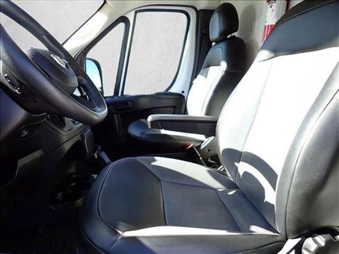 Used 2023 RAM ProMaster 3500 w/ Premium Convenience Group image 9