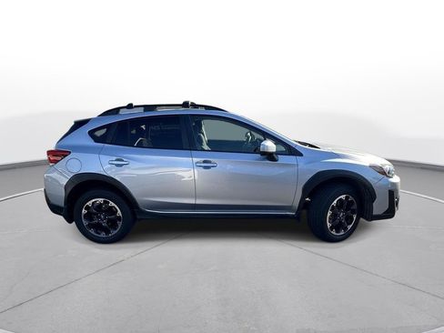 Used 2021 Subaru Crosstrek 2.0i Premium w/ Moonroof Package image 5