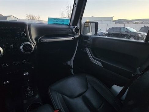 Used 2017 Jeep Wrangler Unlimited Sahara w/ Trailer Tow Group image 17