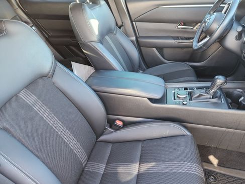 Used 2024 MAZDA CX-50 AWD 2.5 S w/ Premium Package image 24