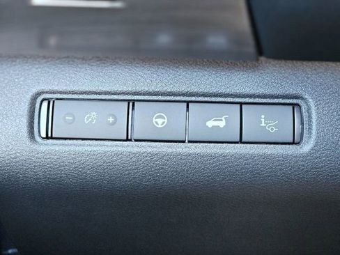 New 2025 Nissan Pathfinder Platinum w/ Cargo Package image 15