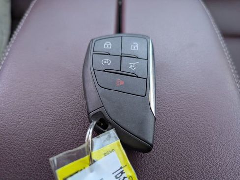 Used 2025 Buick Envision Sport Touring AWD/4WD image 36