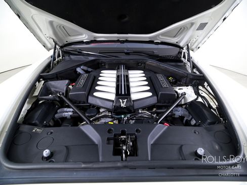 Used 2019 Rolls-Royce Wraith image 29