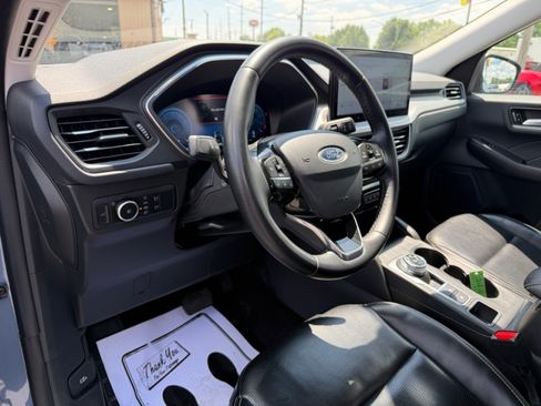 Used 2024 Ford Escape Platinum AWD/4WD image 20