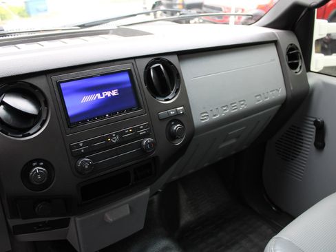 Used 2016 Ford F250 XL RWD image 11