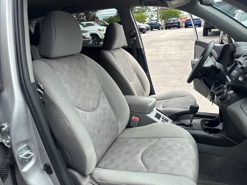 Used 2012 Toyota RAV4 4WD w/ Value Pkg image 17