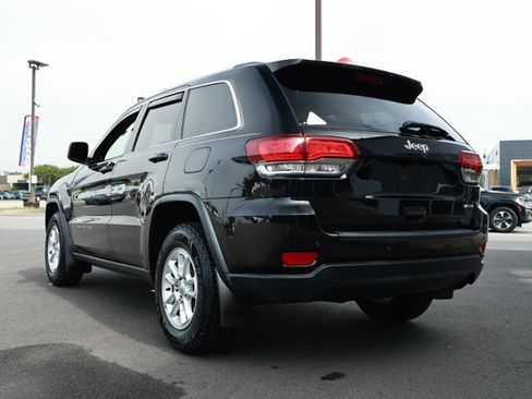 Used 2020 Jeep Grand Cherokee Laredo RWD image 8