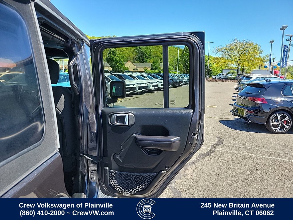 Used 2019 Jeep Wrangler Unlimited Sport S AWD/4WD image 39