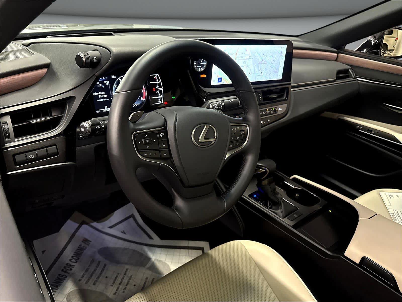 Used 2025 Lexus ES 350 w/ Premium Package FWD image 19