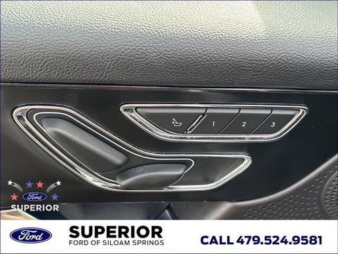 Used 2024 Lincoln Corsair Reserve w/ Equipment Group 201A AWD/4WD image 17