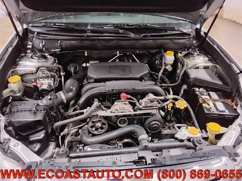 Used 2011 Subaru Outback 2.5i Limited w/ PWR Moonroof Pkg image 9