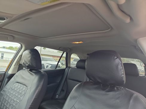 Used 2015 Subaru Outback 3.6R Limited image 29