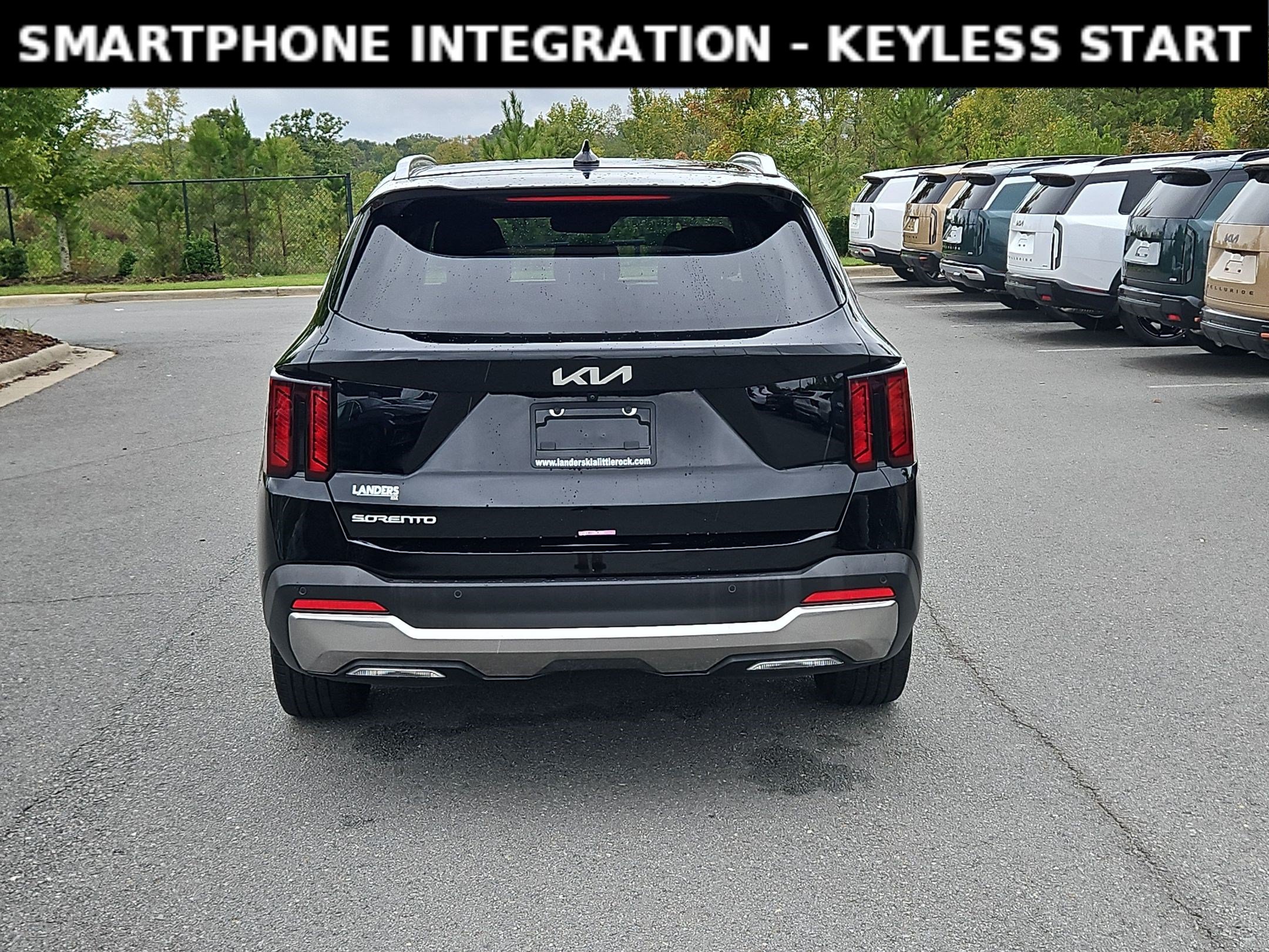 Used 2025 Kia Sorento S w/ Panoramic Sunroof Package FWD image 6