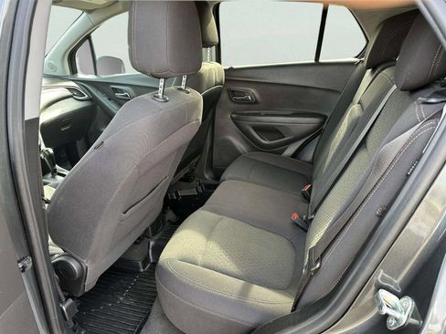 Used 2020 Chevrolet Trax LS w/ Tint and Cruise Package image 11