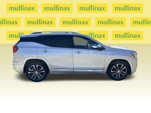 Used 2019 GMC Terrain Denali w/ Comfort Package image 2