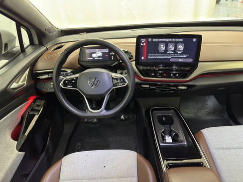 Used 2023 Volkswagen ID.4 Pro image 31
