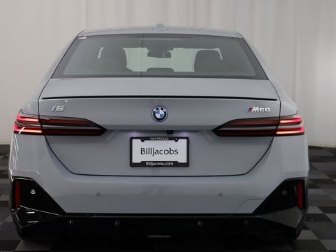 New 2025 BMW i5 M60 w/ Premium Package image 17