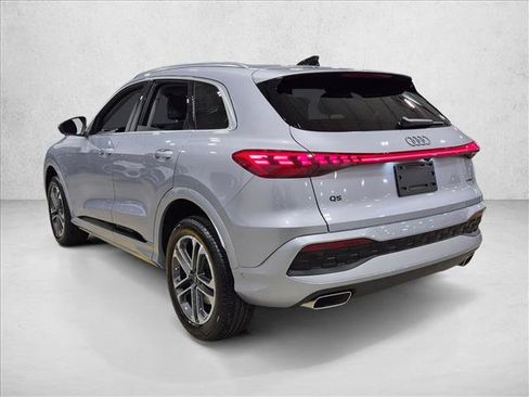 Used 2025 Audi Q5 Premium AWD/4WD image 8
