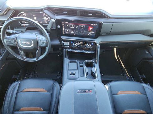 Used 2024 GMC Sierra 2500 AT4 w/ Technology Package AWD/4WD image 30