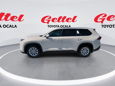 Used 2024 Toyota Grand Highlander Limited image 5