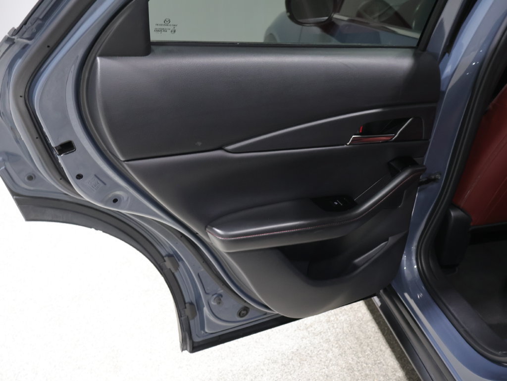 Used 2025 MAZDA CX-30 AWD 2.5 S w/ Preferred Package image 18