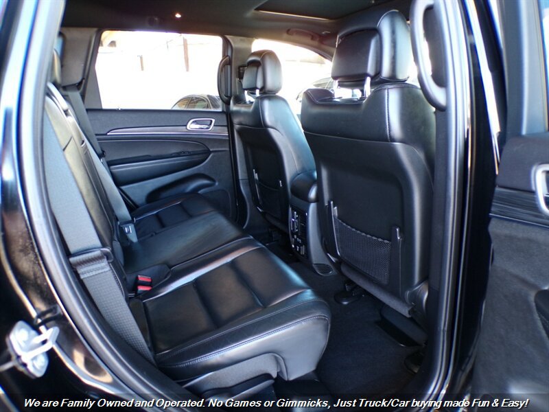 Used 2019 Jeep Grand Cherokee Limited AWD/4WD image 24