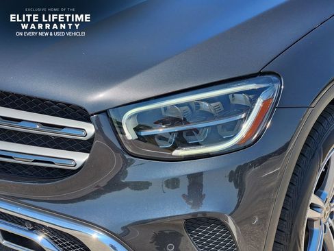 Used 2022 Mercedes-Benz GLC 300 4MATIC image 9