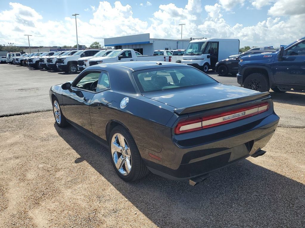 Used 2009 Dodge Challenger R/T RWD image 20