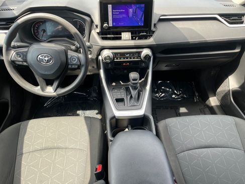 Used 2024 Toyota RAV4 XLE AWD/4WD image 22