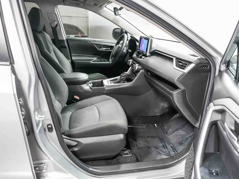 Certified 2024 Toyota RAV4 XLE FWD image 17