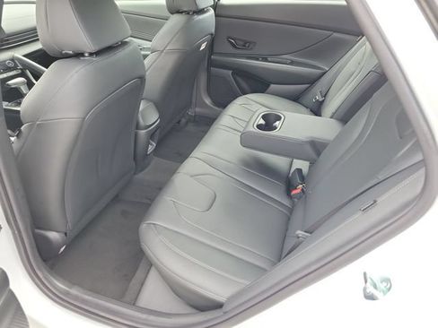 New 2026 Hyundai Elantra SEL Sport FWD image 27