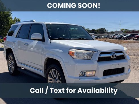 Used 2013 Toyota 4Runner Limited AWD/4WD image 3