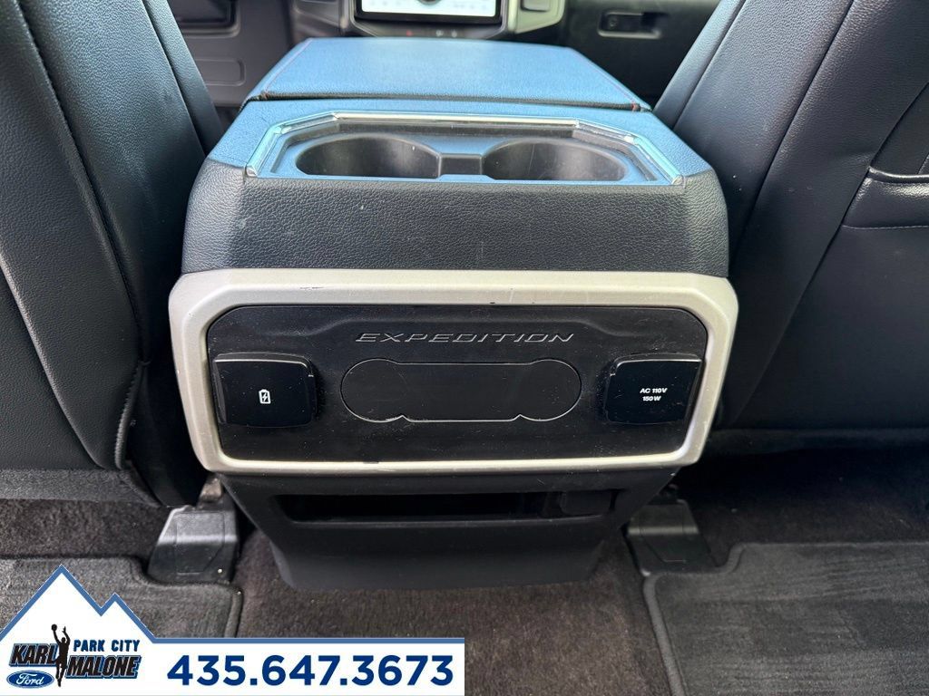 Used 2022 Ford Expedition Max Limited AWD/4WD image 30