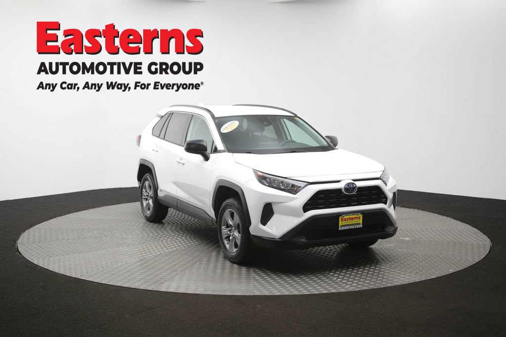Used 2022 Toyota RAV4 LE AWD/4WD image 52