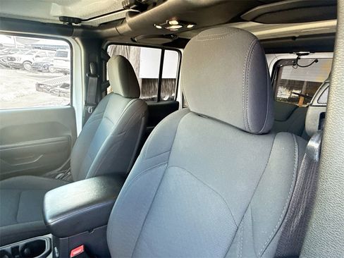 Used 2021 Jeep Wrangler Unlimited Sport image 20