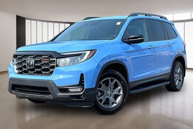 Certified 2025 Honda Passport TrailSport image 1